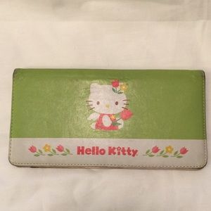 HELLO KITTY duplicate checkbook cover.